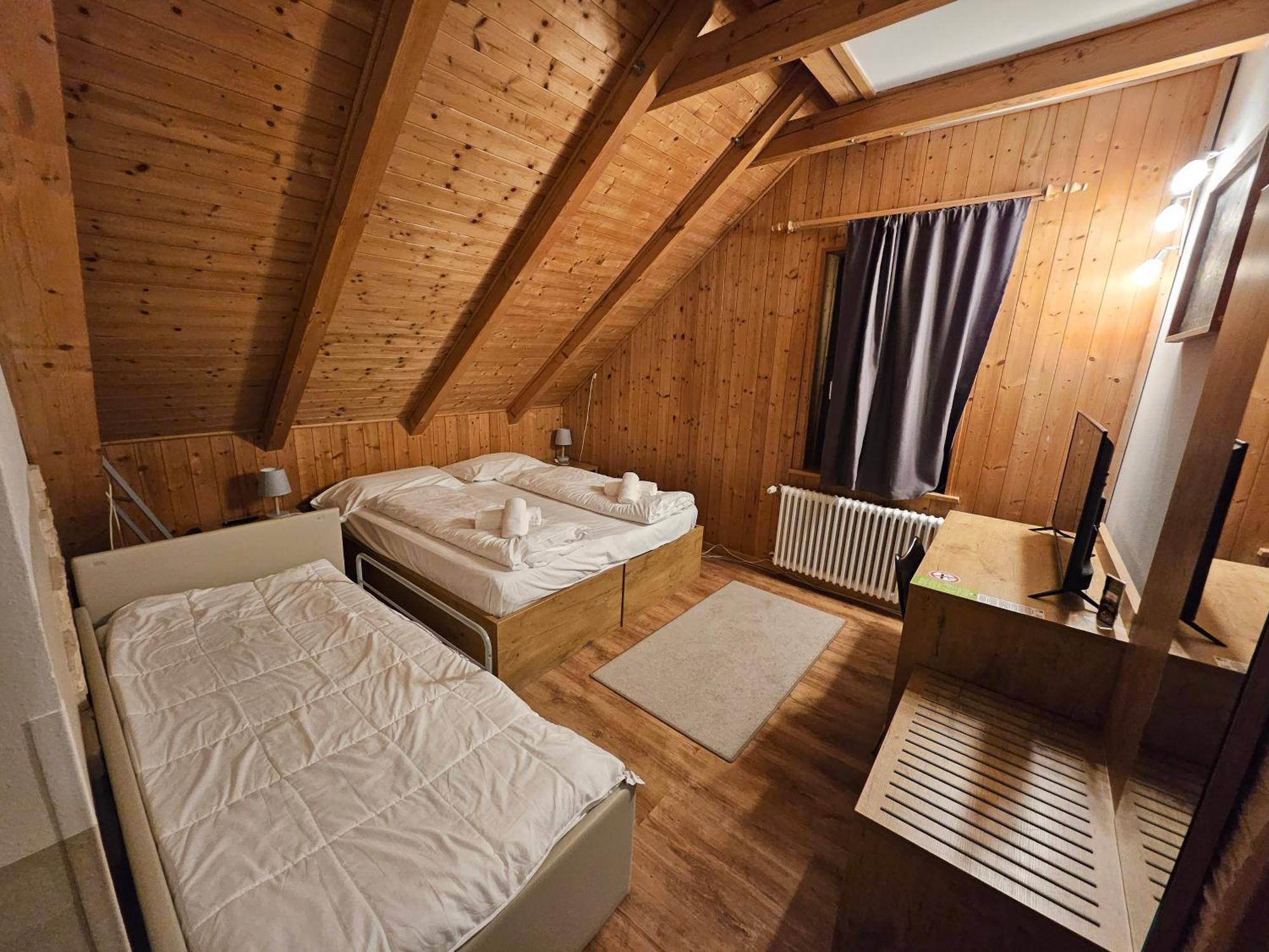 Hotel Tarvisio Four Seasons Exterior photo