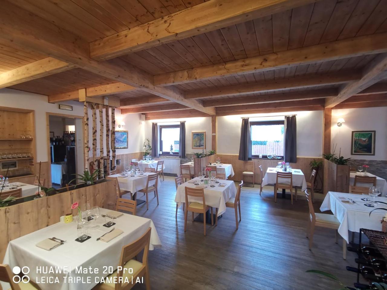 Hotel Tarvisio Four Seasons Exterior photo